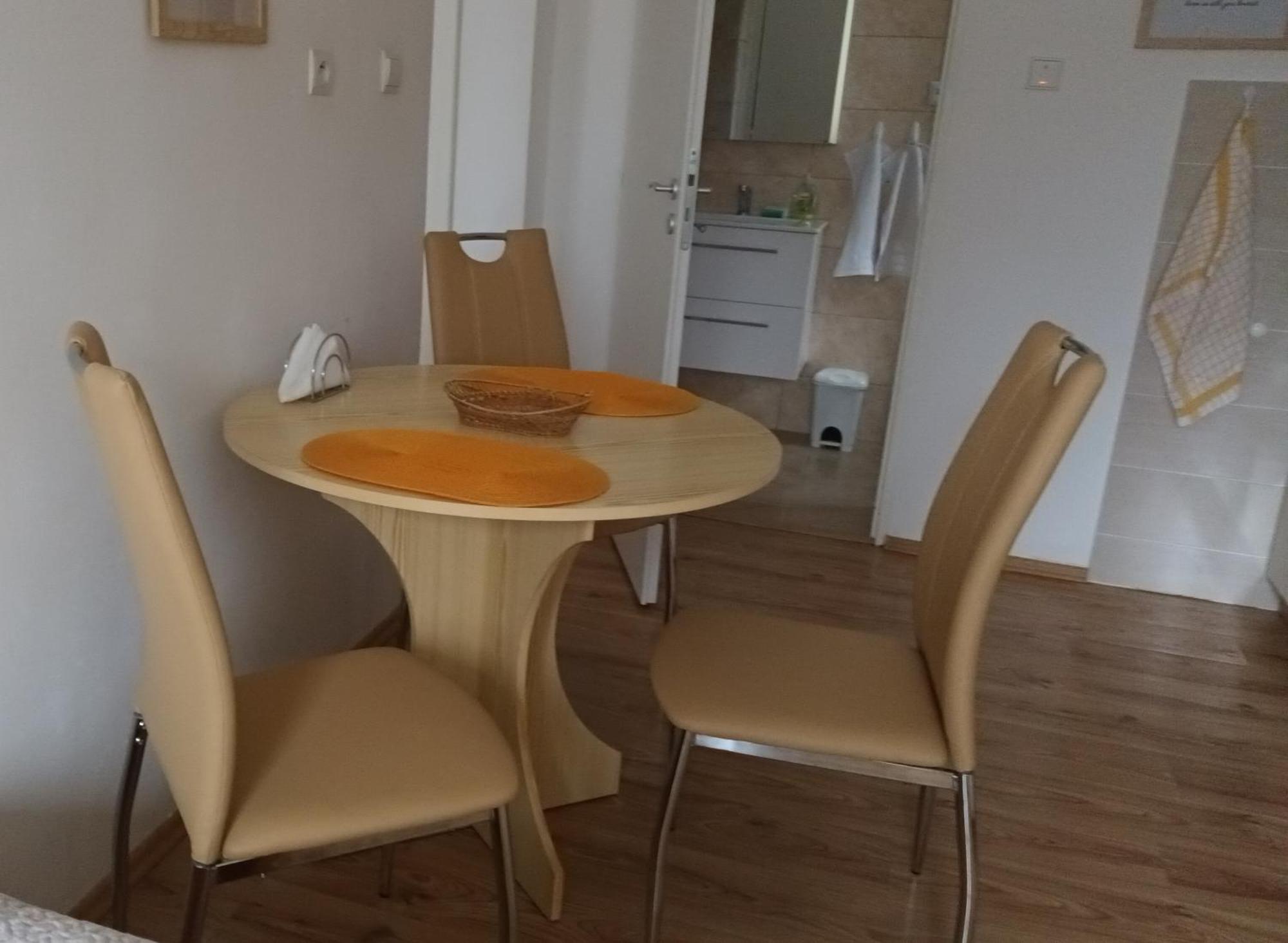 Apartman Alena Karlovy Vary Exteriér fotografie
